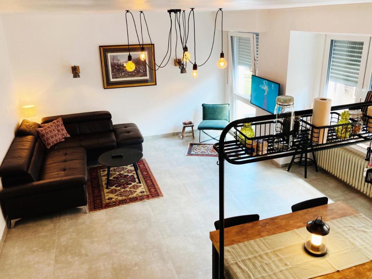 Aparts Apartment